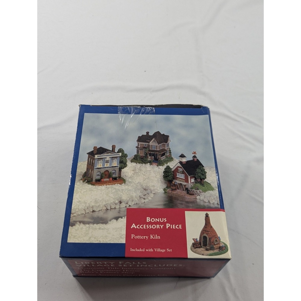 2002 Liberty Falls Village Set - Title‎ Co, Cumming's House, Ruby's Pottery Kiln